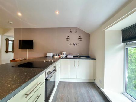 1 bedroom flat to rent - Photo 3