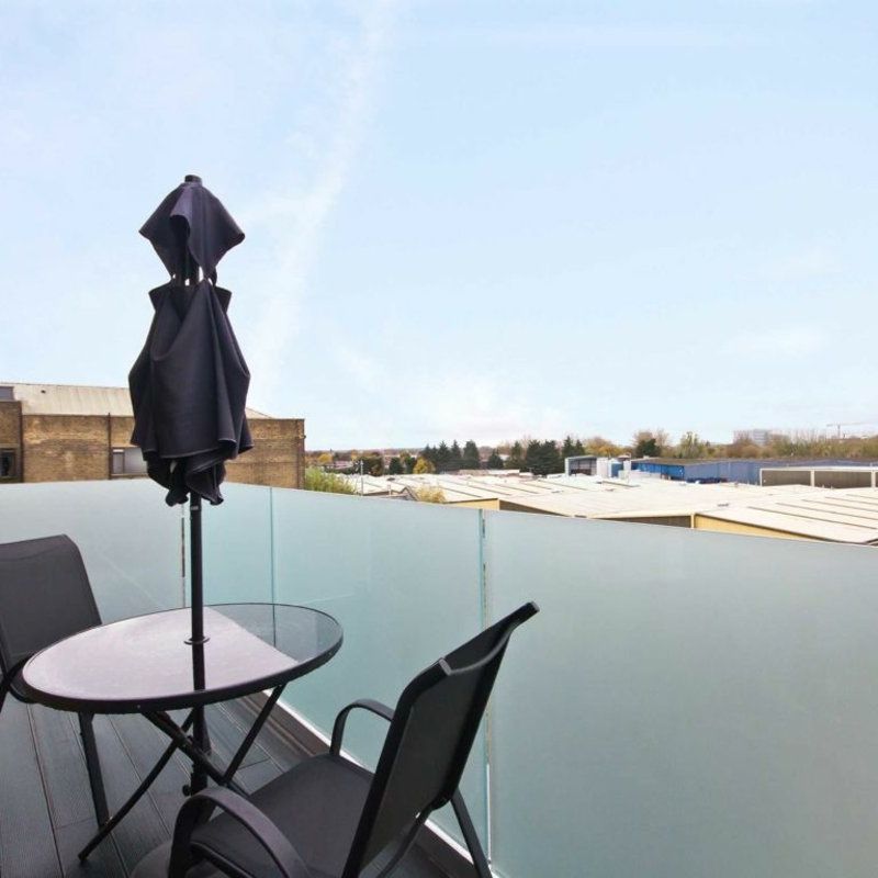 Warple Way, W3, London - Photo 1
