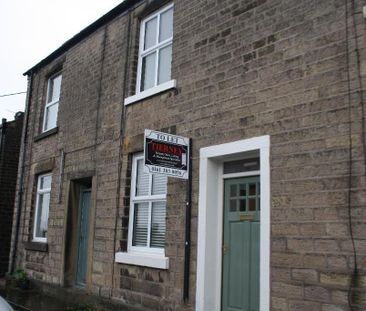 2 bedroom terraced house to rent - Photo 4