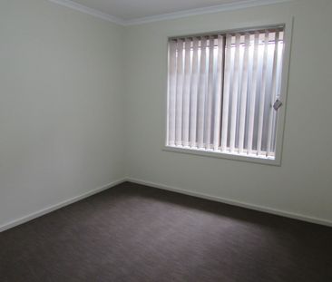 30 Carlson St, Mount Barker SA 5251 - House For Rent | Domain - Photo 5