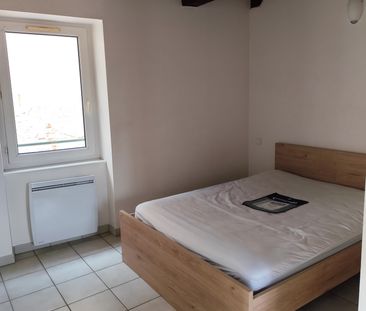 Location Appartement 1 pièce 29m² CAHORS 46000 - Photo 3