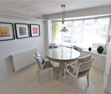 Bewley Lane, Lacock, Chippenham, SN15 - Photo 5