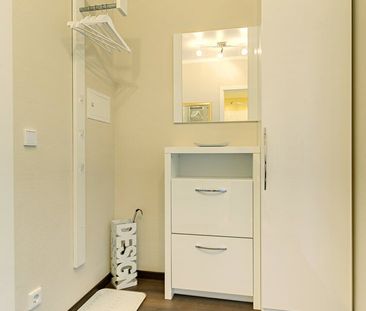 Studio apartment (rental) with parking space - Photo 1