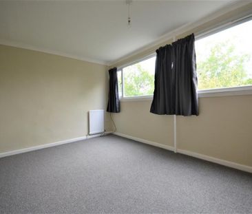 3 Bedroom Terraced To Let - Photo 3