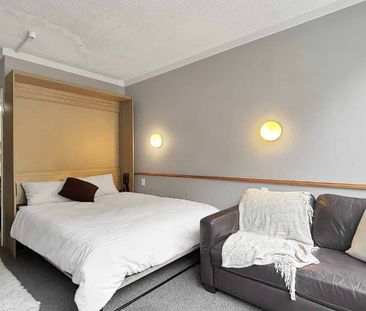 Sharella Living - Photo 1