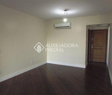Apartamento com 3 quartos e 99m² para alugar em Azenha, Porto Alegre. - Foto 4