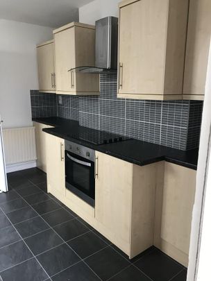 5 bedroom terraced house to rent - Photo 1