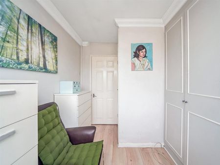 3 bedroom House To Let Total Size: 1140 SQ FT - Photo 5