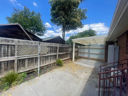 4/111 Rushall Crescent, Fitzroy North VIC 3068 - Block Of Units For Rent | Domain - Photo 1