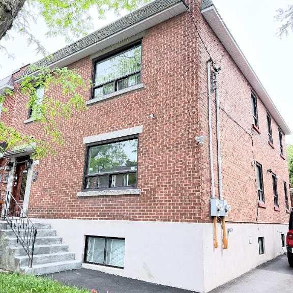 Très beau 6 1/2, 3 chambres + bureau fermé, 2e étage, thermopompe, Ahuntsic - Photo 1