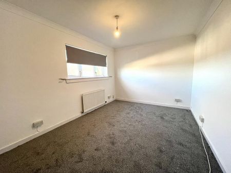 2 bedroom end of terrace house to rent - Photo 2