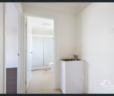 Ideal Location! - Photo 6