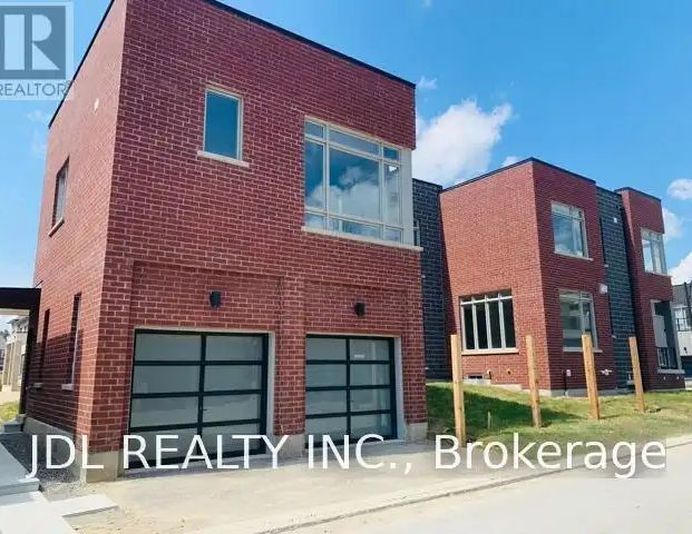 COACH HOUSE - 26 CALLISTO LANE — 1 Bedroom - Photo 1