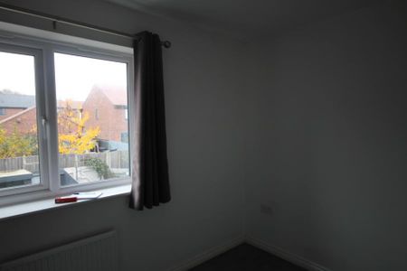 Booth Crescent, TF3 5HX - £940 pcm - Photo 5