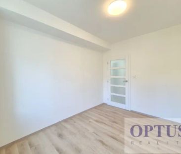 P4 Braník, ul. Za Mlýnem, nezařízený moderní byt 2 + k. k. (46 m - Photo 1