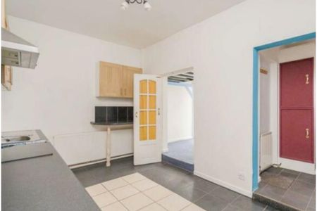 Northwell Street, Leigh WN7, London - Photo 3