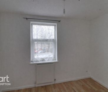 4 bedroom terraced house to rent - Photo 3