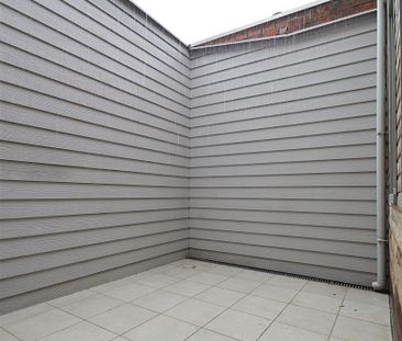 Stadswoning met 3 slaapkamers te huur op centrale locatie te Ieper. - Photo 2