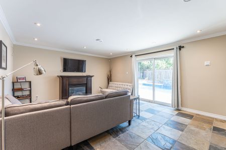 For Lease - 16 Abbottswood Road, Toronto, Ontario - Photo 5