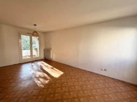 Location Appartement 3 pièces 68m² CASSIS 13260 - Photo 2