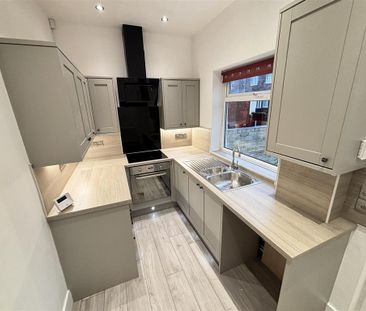 2 bedroom terraced house to rent - Photo 4