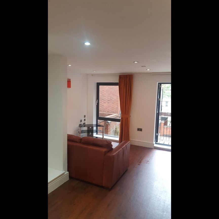 2 Bed Flat, The Ropewalk, NG1 - Photo 1