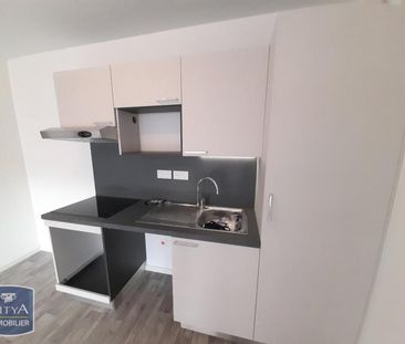 Location Appartement 3 pièces 57m² CORBEIL ESSONNES 91100 - Photo 2
