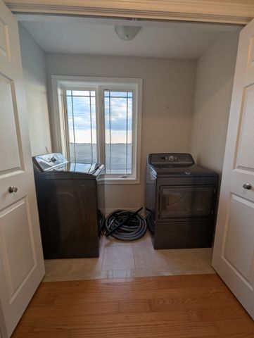 For Lease - 69 Periwinkle Drive, Hamilton, Ontario - Photo 4