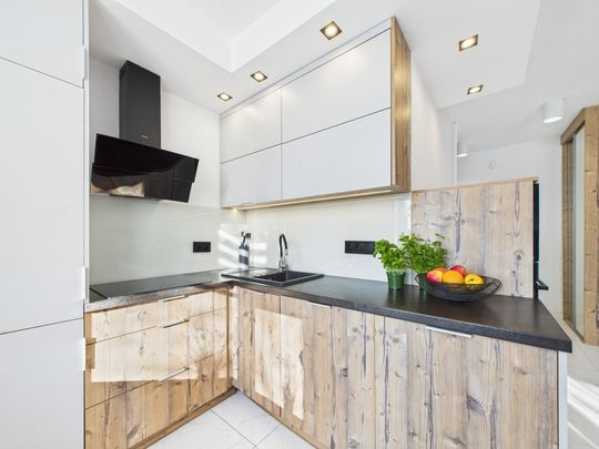 Słoneczne 2 pokoje, Bielany, blisko metra - Photo 1