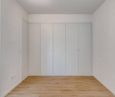 4 room luxury Apartment for rent in Barcelona, Spain - Photo 6