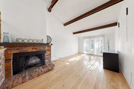 For Lease - 58 Ambercroft Boulevard, Toronto, Ontario - Photo 5