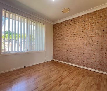 2/40 Girraween Road - Photo 1