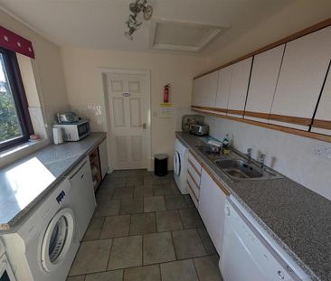 2 bedroom cottage to rent - Photo 1
