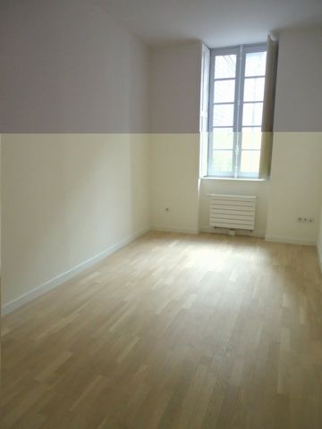 Location Appartement 3 pièces 65m² NEVERS 58000 - Photo 4