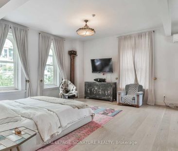 4 Wellesley Place apartment — Toronto, ON (5-Bedroom) - 5 Bedroom - Photo 6