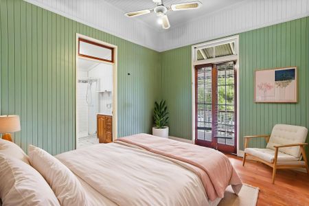 Classic Queenslander Home in Convenient Albion Location - Photo 2