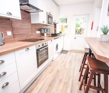 Charminster Road, Bournemouth - Photo 6