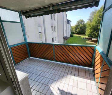 Schöne Wohnung mit Loggia und Parkplatz - Foto 2