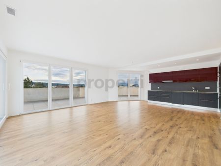 Attique d'exception, 3.5p, 91m², dernier étage avec terrasse de 95m² + vue dégagée et grand garage box - Photo 4