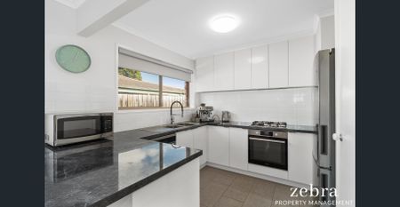 Bright & Modern Living - Photo 3