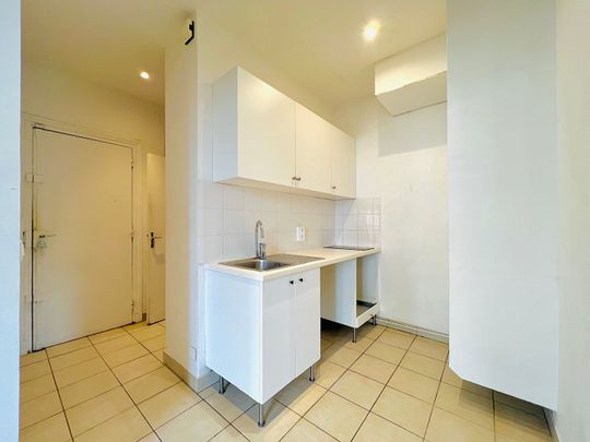 Location Appartement 4 pièces 60m² - Photo 1