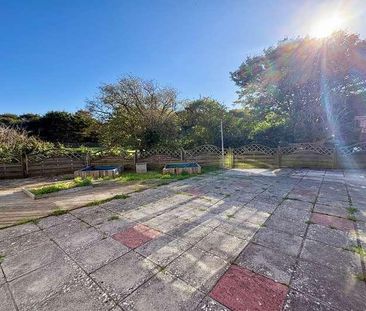 Charmouth, DT6 - Photo 1