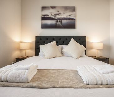 Easy care home in a great location - Photo 4