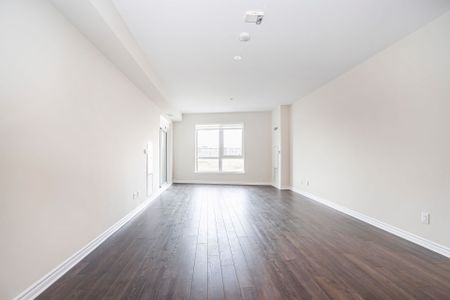 For Lease - 150 Oak Park Boulevard Unit# 307, Oakville, Ontario - Photo 3