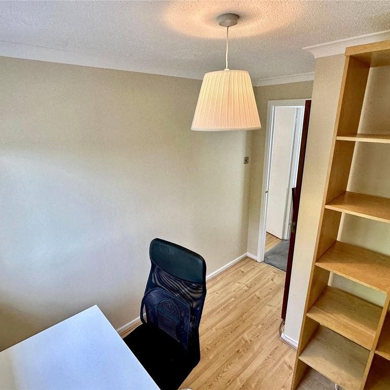 House share to rent - Photo 1