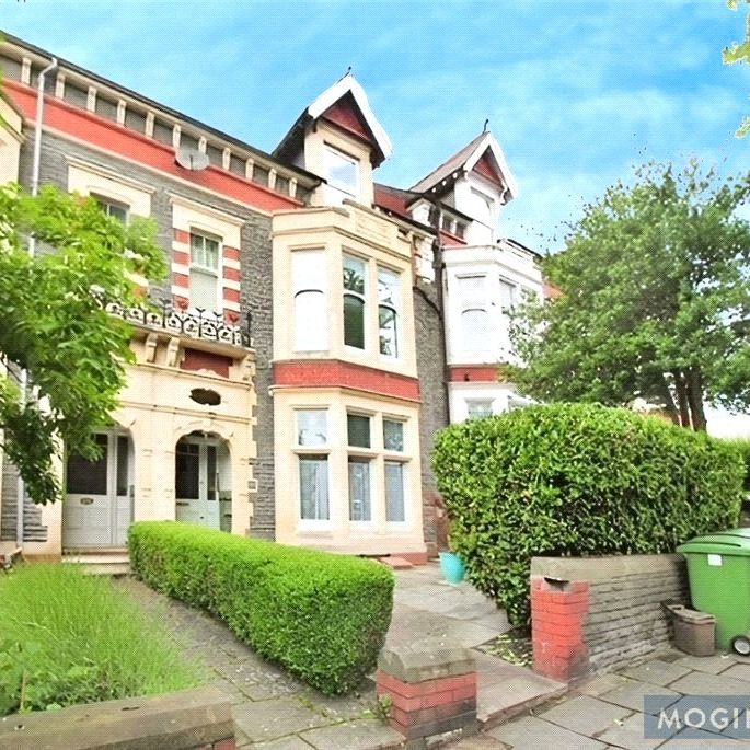 Pen-y-Lan Road, Cardiff, CF23 - Photo 1