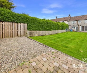 54 Skipperstone Road, Bangor, BT20 4ES - Photo 3