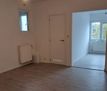 Appartement te huur - Foto 2