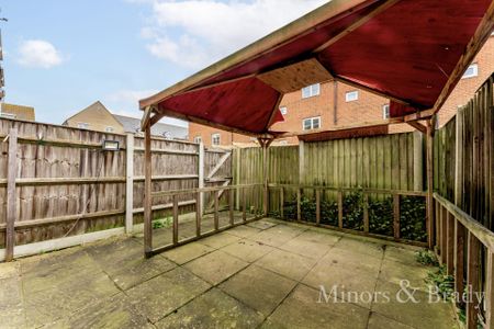 Lucas Road, Great Yarmouth - Photo 5