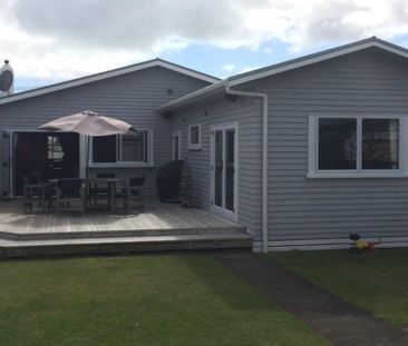 8 Vogel Street, Fitzroy, New Plymouth - Photo 1